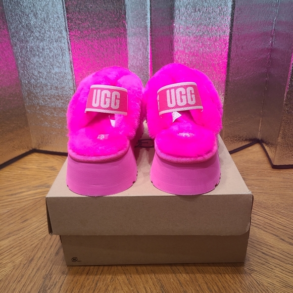 UGG (DISCO CROSS SLIDE) - Picture 5 of 6